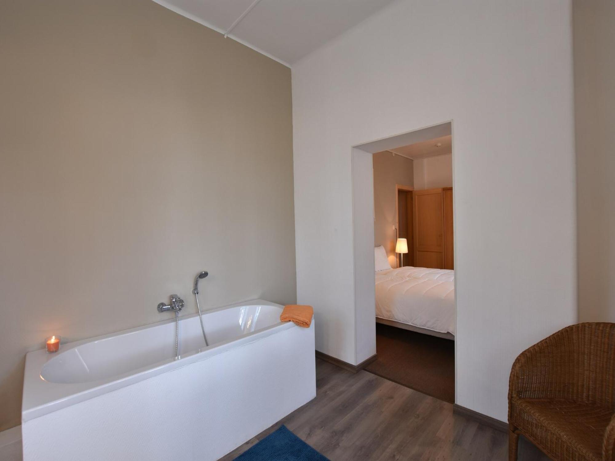 Former Hotel In The Centre And At 50 Metres From The Beach In Panne De Panne Esterno foto