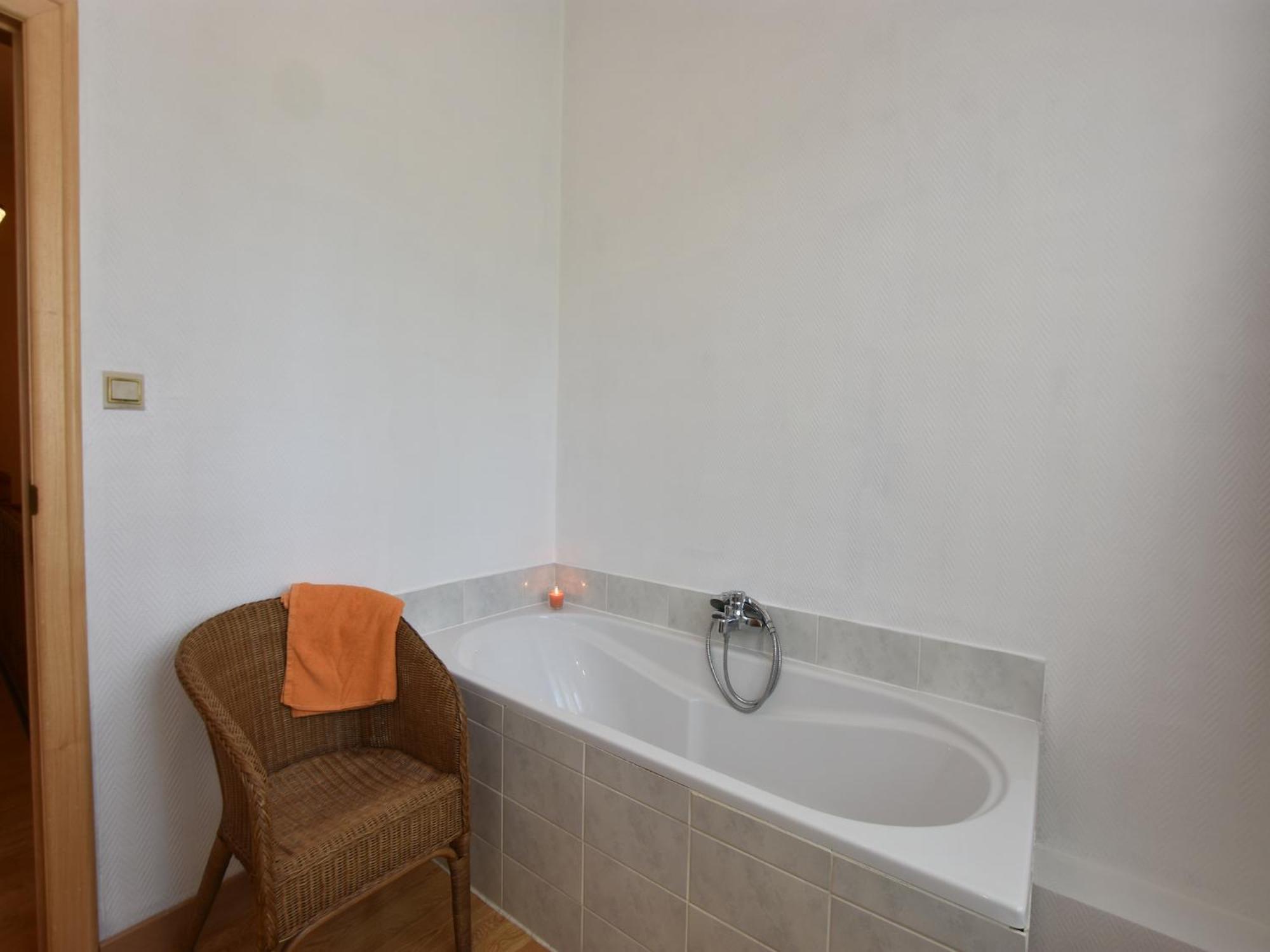 Former Hotel In The Centre And At 50 Metres From The Beach In Panne De Panne Esterno foto