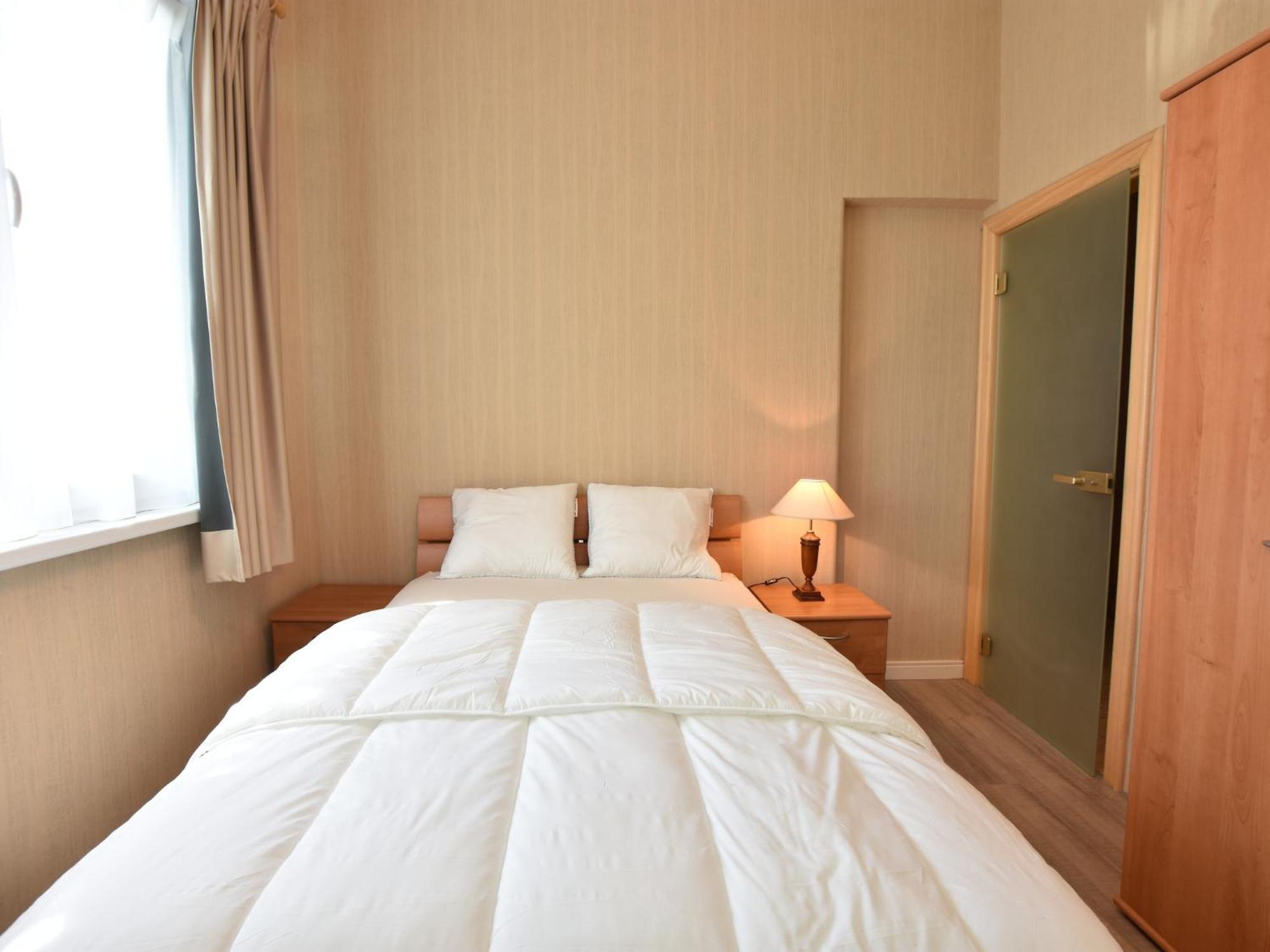 Former Hotel In The Centre And At 50 Metres From The Beach In Panne De Panne Esterno foto